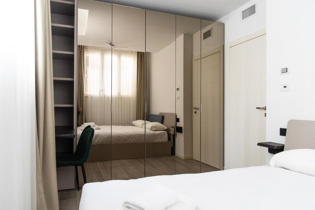 Youhosty - Montebianco 4/6 Milano Exteriör bild